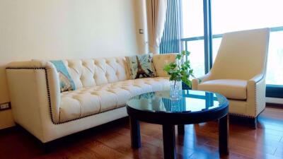 2 bed Condo in The Address Sukhumvit 28 Khlongtan Sub District C10370