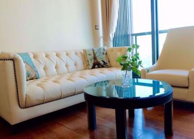 2 bed Condo in The Address Sukhumvit 28 Khlongtan Sub District C10370