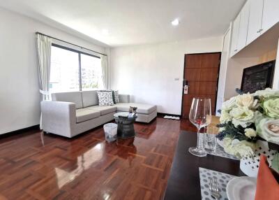 1 bed Condo in Civic Place Khlong Tan Nuea Sub District C10361