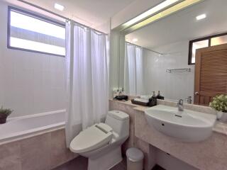 1 bed Condo in Civic Place Khlong Tan Nuea Sub District C10361