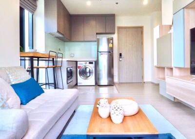 1 bed Condo in Rhythm Sukhumvit 36-38 Phra Khanong Sub District C10348