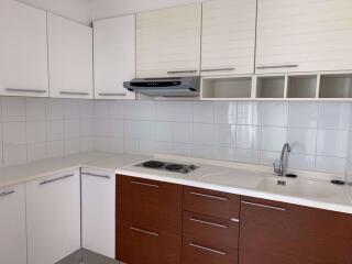 2 bed Condo in Charming Resident Sukhumvit 22 Khlongtoei Sub District C10343