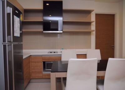 2 bed Condo in Rhythm Sukhumvit Phra Khanong Sub District C10336