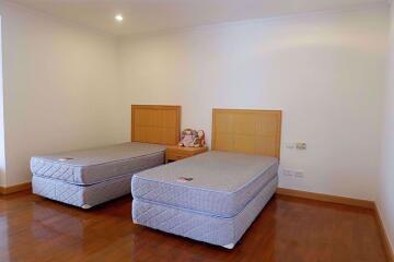 3 bed Condo in GM Height Khlongtoei Sub District C10327