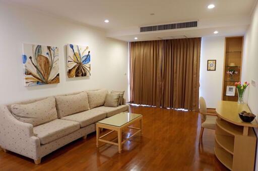 3 bed Condo in GM Height Khlongtoei Sub District C10327