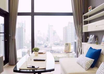 1 bed Duplex in Chewathai Residence Asoke Makkasan Sub District D10244