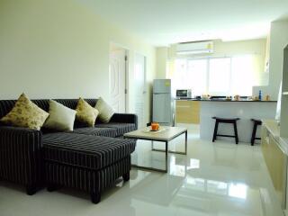 2 bed Condo in Charming Resident 2 Phrakhanongnuea Sub District C10293