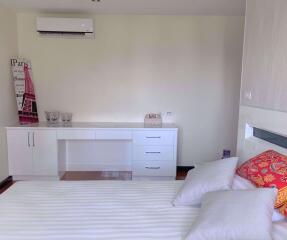 2 bed Condo in Le Nice Ekamai Phrakhanongnuea Sub District C10288