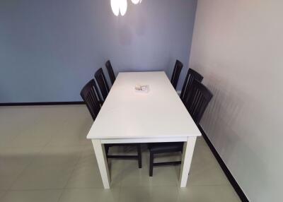 2 bed Condo in Supalai Place Condominium Khlong Tan Nuea Sub District C10285