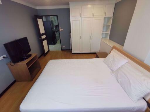 2 bed Condo in Supalai Place Condominium Khlong Tan Nuea Sub District C10285