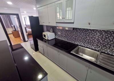 2 bed Condo in Supalai Place Condominium Khlong Tan Nuea Sub District C10285