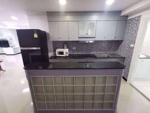 2 bed Condo in Supalai Place Condominium Khlong Tan Nuea Sub District C10285