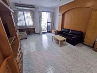 2 bed Condo in Supalai Place Condominium Khlong Tan Nuea Sub District C10284