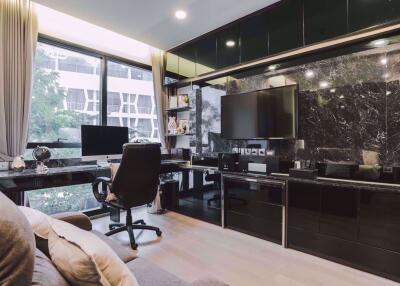 1 bed Condo in Ashton Chula - Silom Mahaphruettharam Sub District C10279