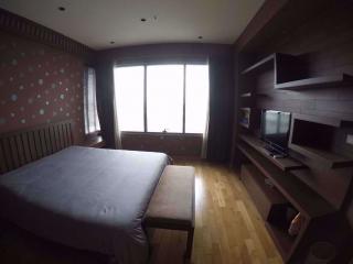 1 bed Condo in The Emporio Place Khlongtan Sub District C10267