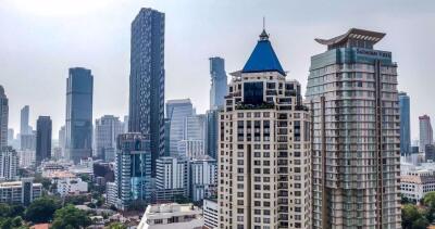 2 bed Condo in Sathorn Gardens Thungmahamek Sub District C10249