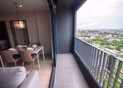 2 bed Condo in IDEO O2 Bang Na Sub District C10246