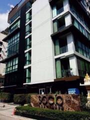 1 bed Condo in SOCIO Ruamrudee Lumphini Sub District C10237