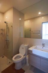 2 bed Condo in Noble Revolve Ratchada Huai Khwang Sub District C10216