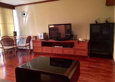 1 bed Condo in Lake Avenue Khlongtan Sub District C10207