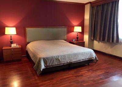 1 bed Condo in Lake Avenue Khlongtan Sub District C10207