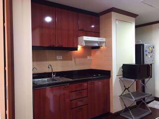 1 bed Condo in Lake Avenue Khlongtan Sub District C10207