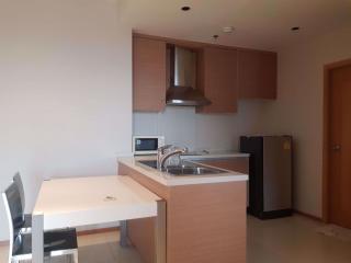 1 bed Condo in The Emporio Place Khlongtan Sub District C10203