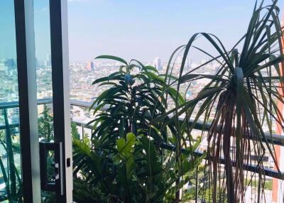 2 bed Condo in Supalai Lite Sathorn - Charoenrat Bangkhlo Sub District C10194