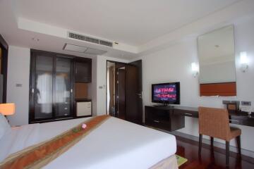 2 bed Condo in Mona Suite Khlong Toei Nuea Sub District C10182