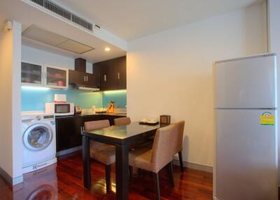 2 bed Condo in Mona Suite Khlong Toei Nuea Sub District C10182