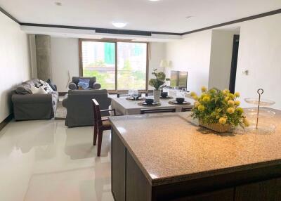 2 bed Condo in PR Court Khlong Tan Nuea Sub District C10176