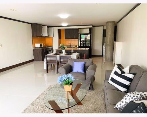 2 bed Condo in PR Court Khlong Tan Nuea Sub District C10176