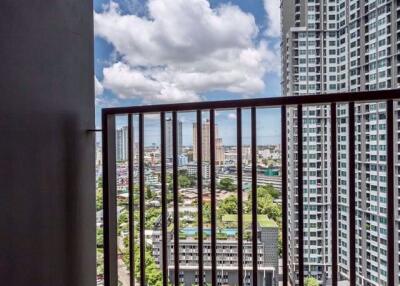 1 bed Condo in The Base Park East Sukhumvit 77 Phrakhanongnuea Sub District C10129