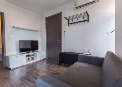 1 bed Condo in The Base Park East Sukhumvit 77 Phrakhanongnuea Sub District C10128