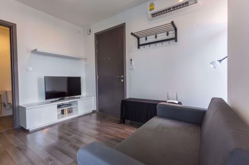 1 bed Condo in The Base Park East Sukhumvit 77 Phrakhanongnuea Sub District C10128