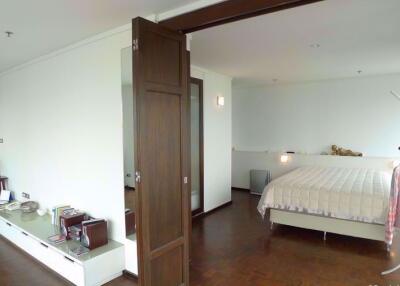 1 bed Condo in Silom Suite Silom Sub District C10113