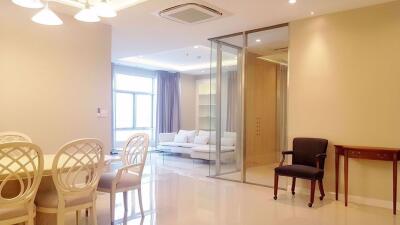 2 bed Condo in Grand Langsuan Lumphini Sub District C10110