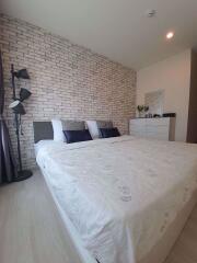 2 bed Condo in Life Asoke Bangkapi Sub District C10109