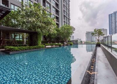 1 bed Condo in The Base Park East Sukhumvit 77 Phrakhanongnuea Sub District C10094