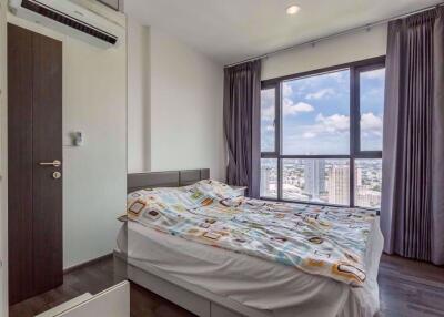 1 bed Condo in The Base Park West Sukhumvit 77 Phrakhanongnuea Sub District C10055