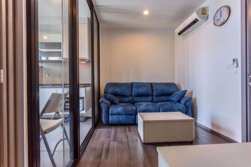 1 bed Condo in The Base Park West Sukhumvit 77 Phrakhanongnuea Sub District C10055