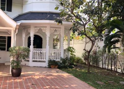4 bed House in Fantasia Villa 2 Samrong Nuea Sub District H05373