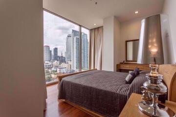 2 bed Condo in Ashton Morph 38 Phra Khanong Sub District C10042