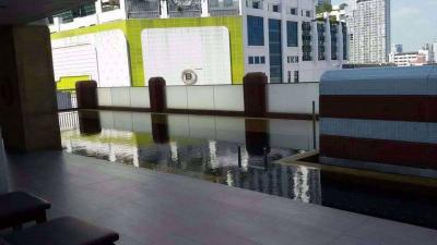 2 bed Condo in Manhattan Chidlom Makkasan Sub District C10027