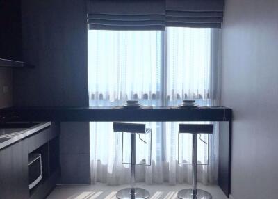 1 bed Condo in Rhythm Sukhumvit 44 Phra Khanong Sub District C10013