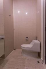 2 bed Condo in The Capital Ekamai - Thonglor Bangkapi Sub District C10005