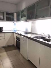 3 bed Condo in Millennium Residence Khlongtoei Sub District C10001