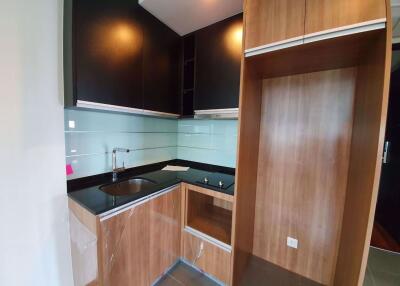 2 bed Condo in Wish Signature Midtown Siam Thanonphayathai Sub District C09980