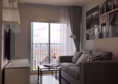 2 bed Condo in Noble Revolve Ratchada Huai Khwang Sub District C09952