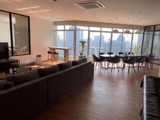 4 bed Penthouse in Baan Sathorn Chaopraya Khlong Ton Sai Sub District P04328